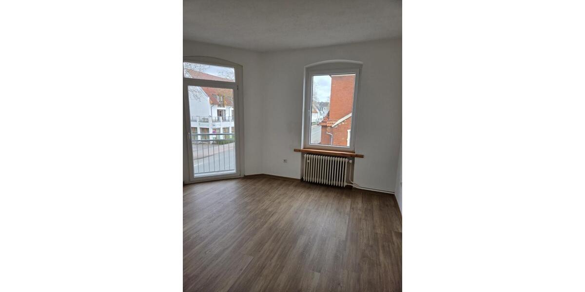Etagenwohnung Detmold - 5 Zimmer, 120 m&sup2;, 1.200&euro; | Angebot:25638790