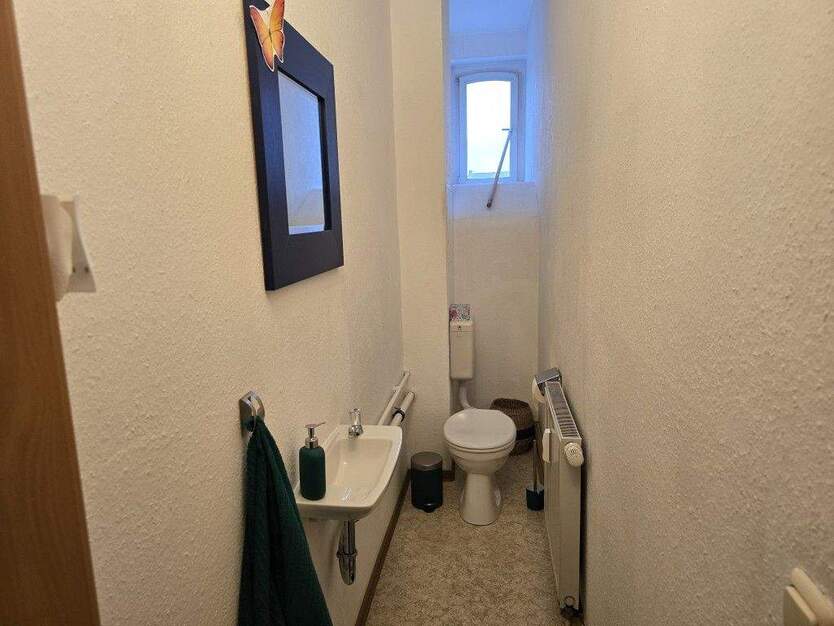 3-Zimmer-Wohnung mit Gäste WC; WG-geeignet 3 zimmer