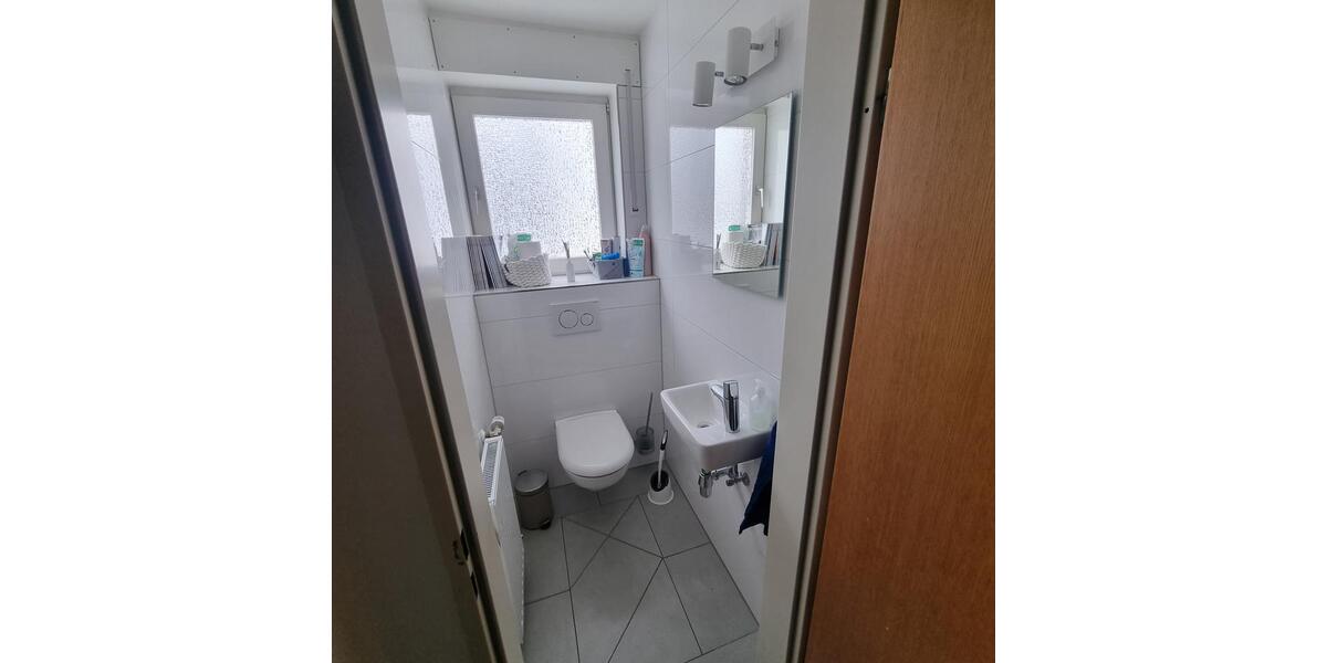 Aachen, helle, sanierte Wohnung in begehrter Wohnlage 4ZKDB 77 m² 4 zimmer