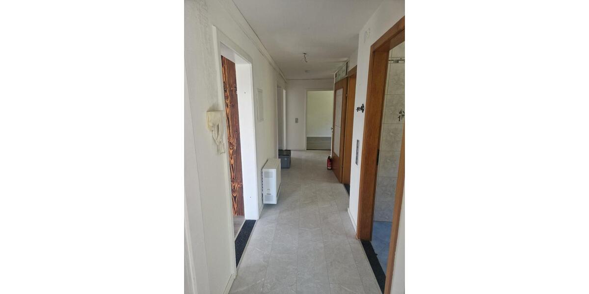 Etagenwohnung Steinen - 3 Zimmer, 80 m&sup2;, 900&euro; | Angebot:26414190