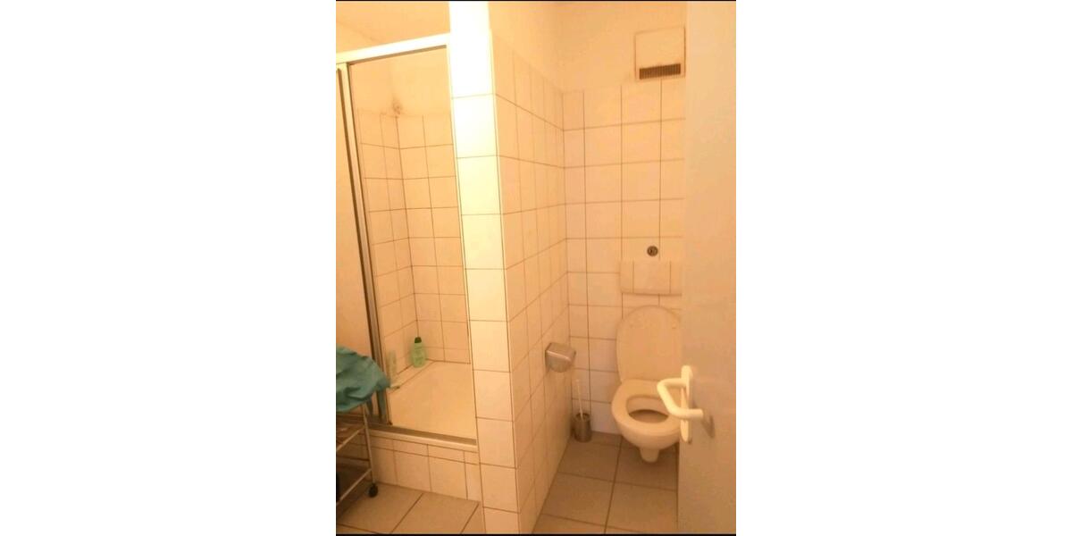 Etagenwohnung Köln Kalk - 2 Zimmer, 65 m&sup2;, 800&euro; | Angebot:26549846