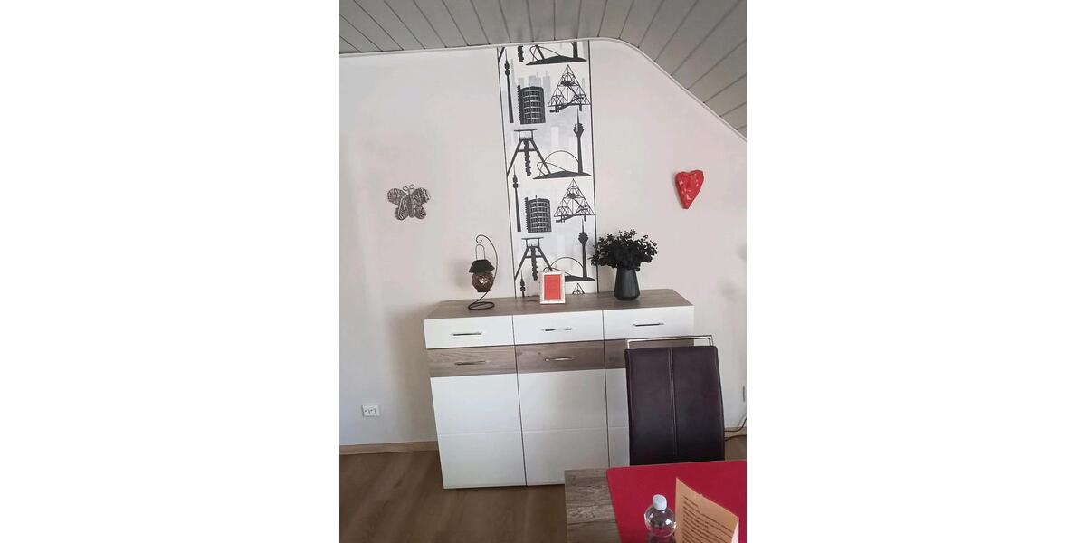 Wohnen auf Zeit Herten Bertlich - 3.5 Zimmer, 85 m&sup2;, 80&euro; | Angebot:26692754