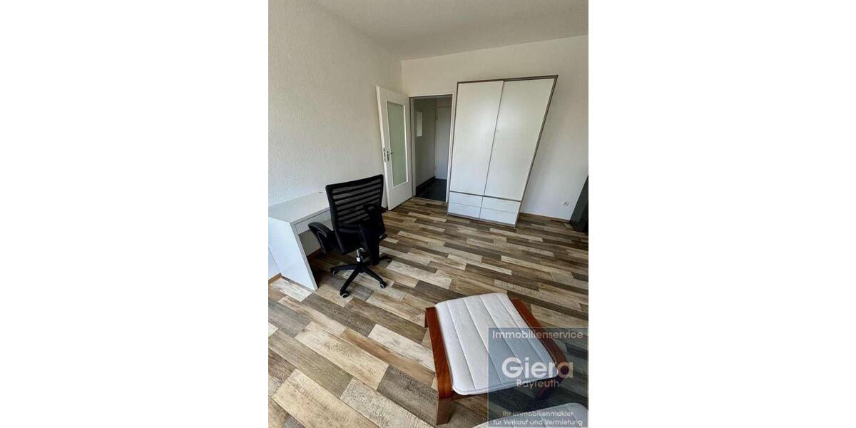 Dachgeschoßwohnung Bayreuth Meyernberg - 1 Zimmer, 31 m&sup2;, 460&euro; | Angebot:26367705