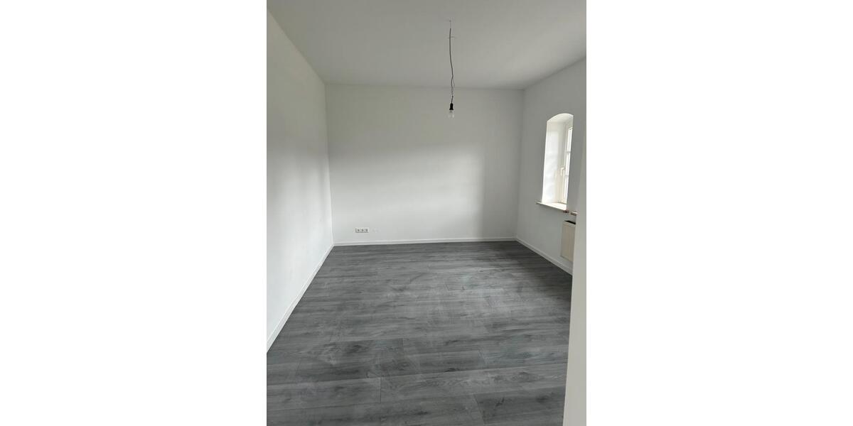Wohnung sofort zu vermieten 4 zimmer