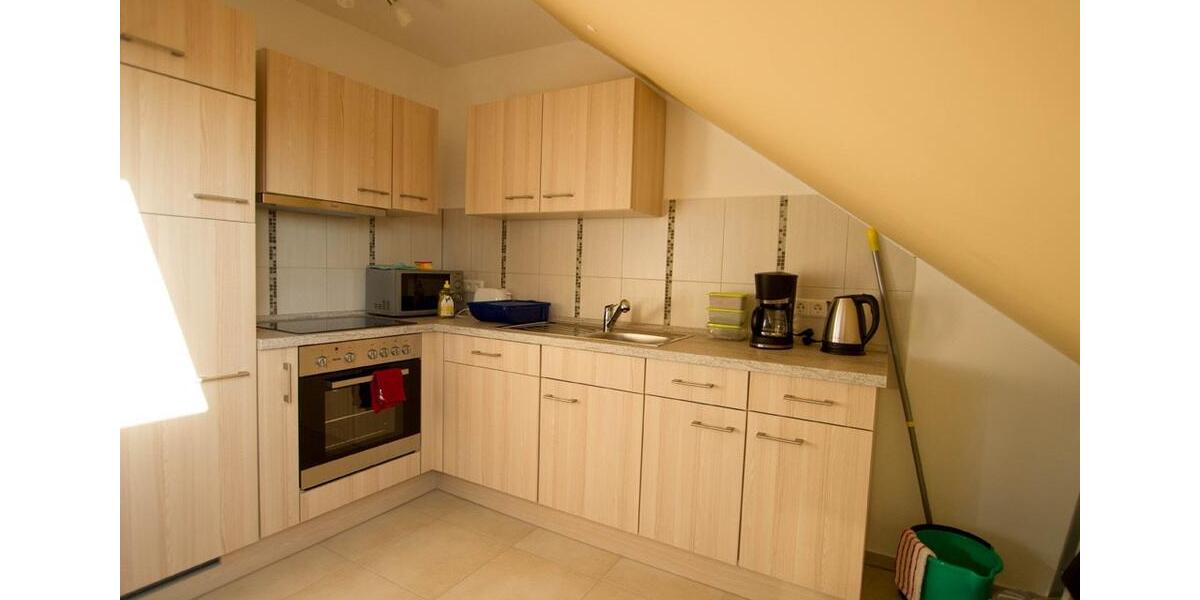 Dachgeschoßwohnung Ichenhausen - 4 Zimmer, 110 m&sup2;, 1.300&euro; | Angebot:24611884