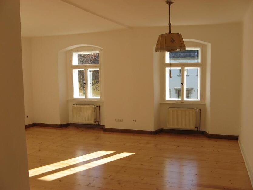 Repräsentative, helle 6 Zi-AltbauWohnung in Rehau-Stadtmitte