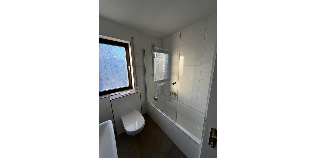 Dachgeschoßwohnung Arnsberg - 3 Zimmer, 79 m&sup2;, 700&euro; | Angebot:24770807