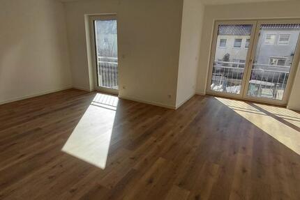 Wohnung Regensburg Gallingkofen - 3 Zimmer, 74 m&sup2;, 1.300&euro; | Angebot:25370344