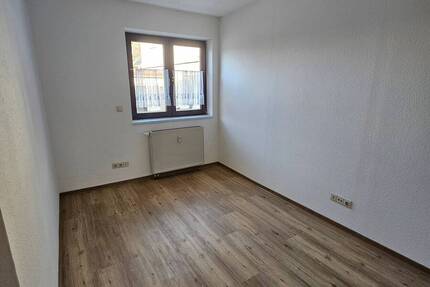 Renoviertes Zimmer in Senioren- Wohngruppe in Hartha zu vermieten! zimmer