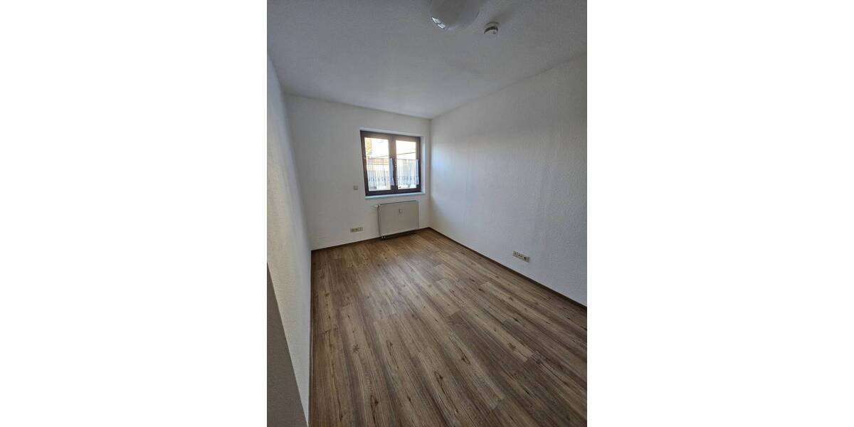 Renoviertes Zimmer in Senioren- Wohngruppe in Hartha zu vermieten! zimmer