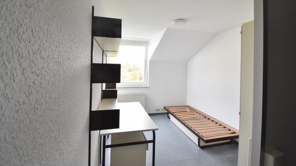 Etagenwohnung Mainz Laubenheim - 1 Zimmer, 18 m&sup2;, 293&euro; | Angebot:25636634