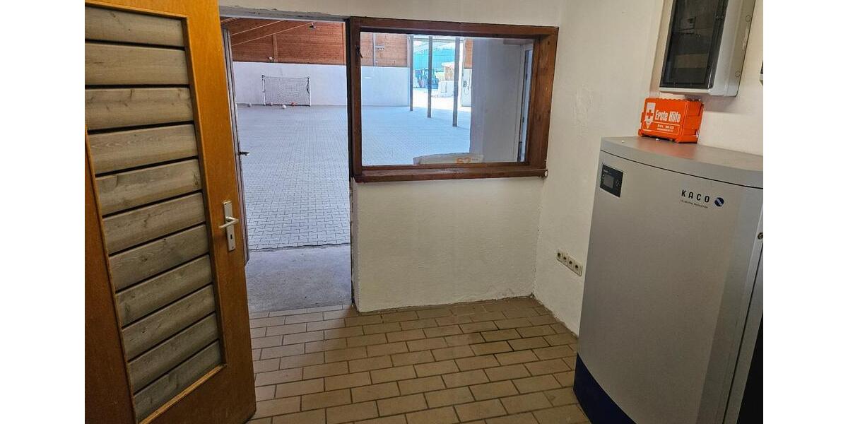 Gewerbeobjekt Höttingen - 2.250&euro; | Angebot:25790532
