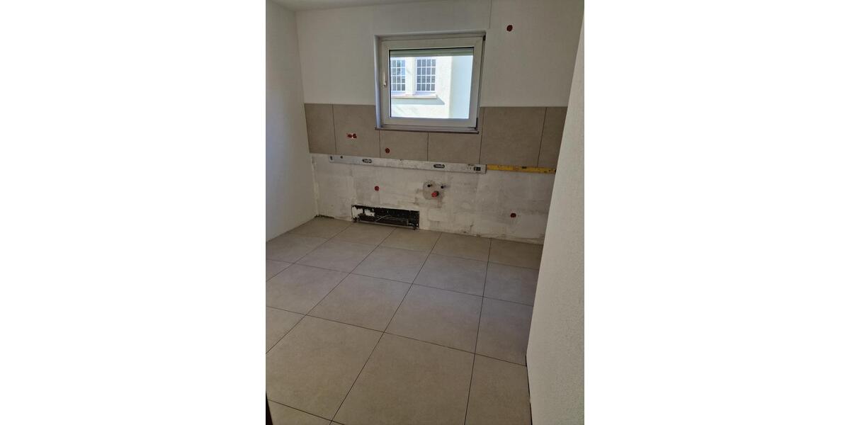 Etagenwohnung Ludwigsburg - 4 Zimmer, 105 m&sup2;, 1.750&euro; | Angebot:26511613