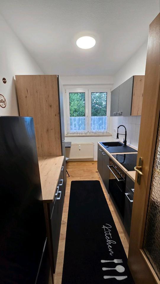 2-Raum Wohnung mit Balkon + Einbauküche