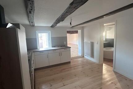 Wohnung Schwerin Altstadt - 4 Zimmer, 106 m&sup2;, 1.060&euro; | Angebot:25099269