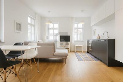 MÖBLIERT IN TOP LAGE 2 zimmer