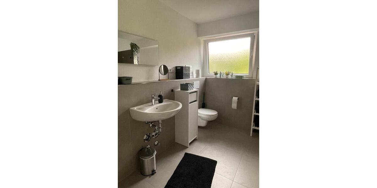 Wohnen auf Zeit Lüdenscheid - 5 Zimmer, 100 m&sup2;, 120&euro; | Angebot:24563451
