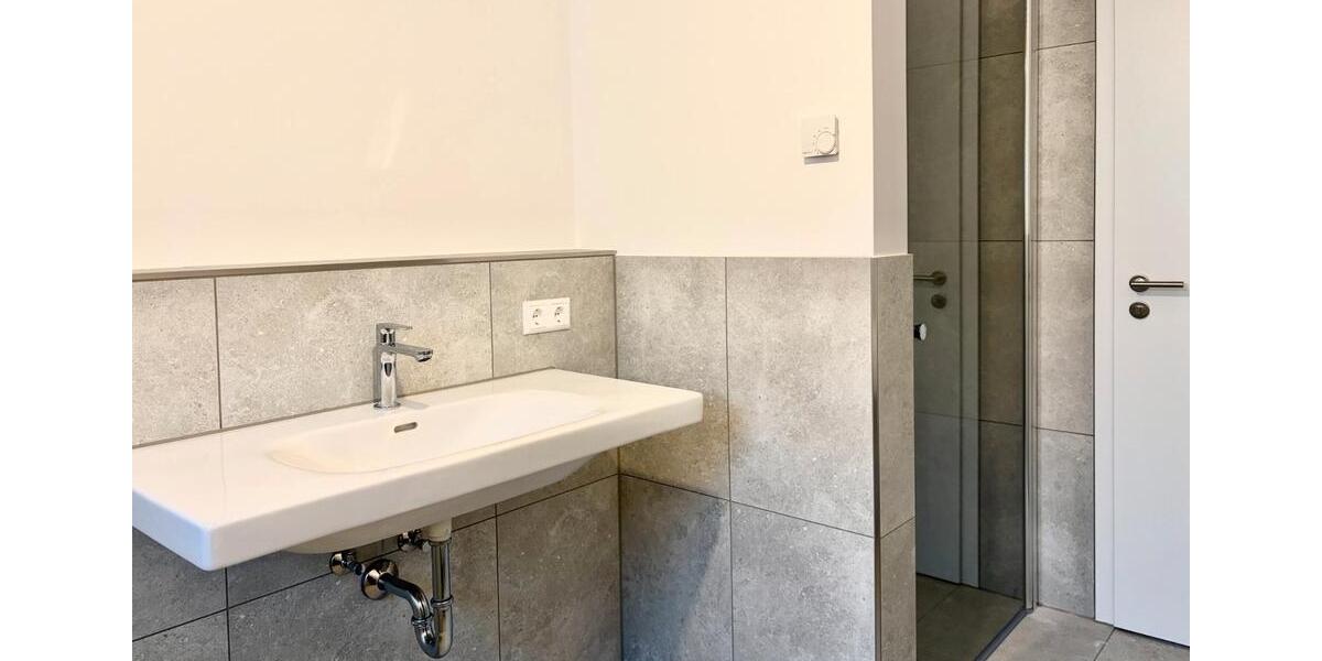 Erdgeschoßwohnung Baden-Baden Lichtental - 3 Zimmer, 80 m&sup2;, 1.250&euro; | Angebot:26440316