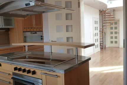 Wohnung Schweinfurt Gartenstadt - 5 Zimmer, 242 m&sup2;, 1.800&euro; | Angebot:24700940