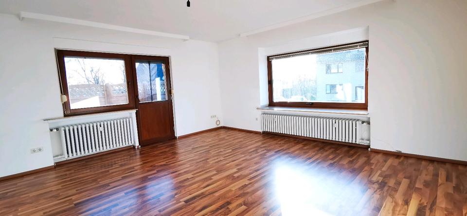 Erdgeschoßwohnung Fürstenberg - 4 Zimmer, 117 m&sup2;, 720&euro; | Angebot:26455236