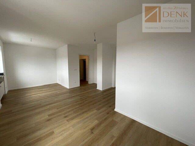 Etagenwohnung Kitzingen - 2 Zimmer, 60 m&sup2;, 650&euro; | Angebot:26816763