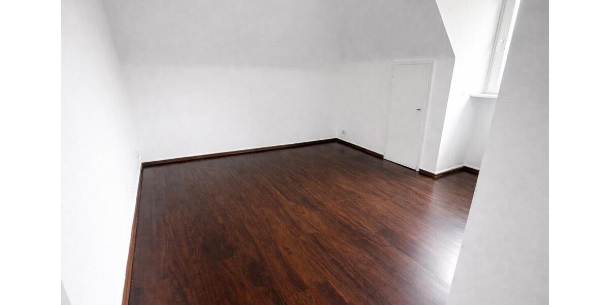 Dachgeschoßwohnung Trier - 3 Zimmer, 87 m&sup2;, 980&euro; | Angebot:26126958