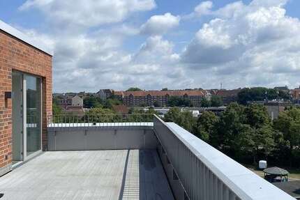 Wohnung zum Mieten in Kiel 1.608,20 € 96.5 m²