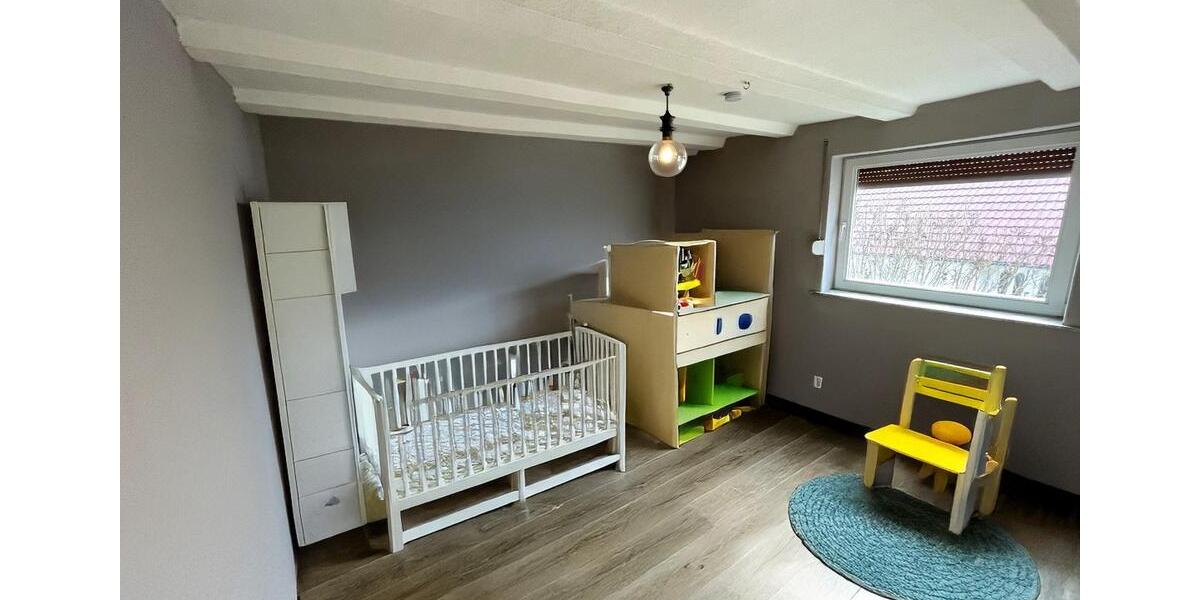 helle 5 Zimmerwohnung direkt in Calden 5 zimmer