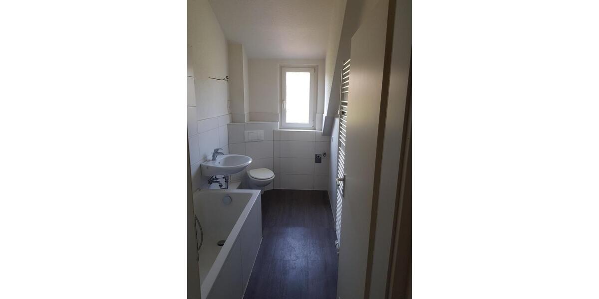 Dachgeschoßwohnung Rochlitz - 3 Zimmer, 82 m&sup2;, 533&euro; | Angebot:25439276