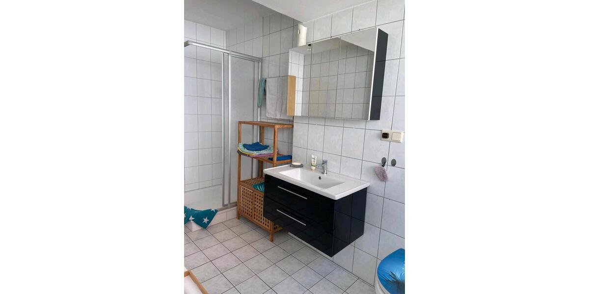 Dachgeschoßwohnung Eisfeld - 3 Zimmer, 69 m&sup2;, 550&euro; | Angebot:24654853