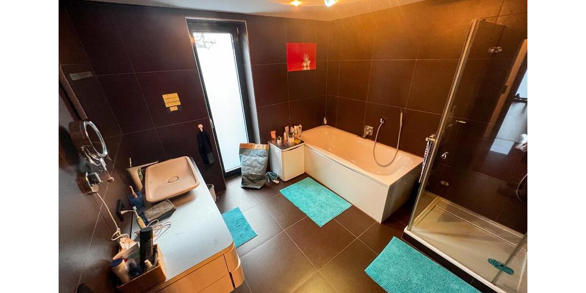 Einfamilienhaus Michelsneukirchen - 6 Zimmer, 242 m&sup2;, 1.500&euro; | Angebot:26693816