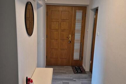 2,5-Zi. Wohnung in ruhiger Lage. BITTE BESCHREIBUNG LESEN. zimmer