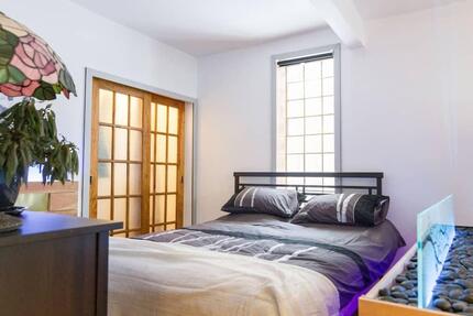 MÖBLIERT -MODERN und RUHIG - Schöne Wohnung 2 zimmer