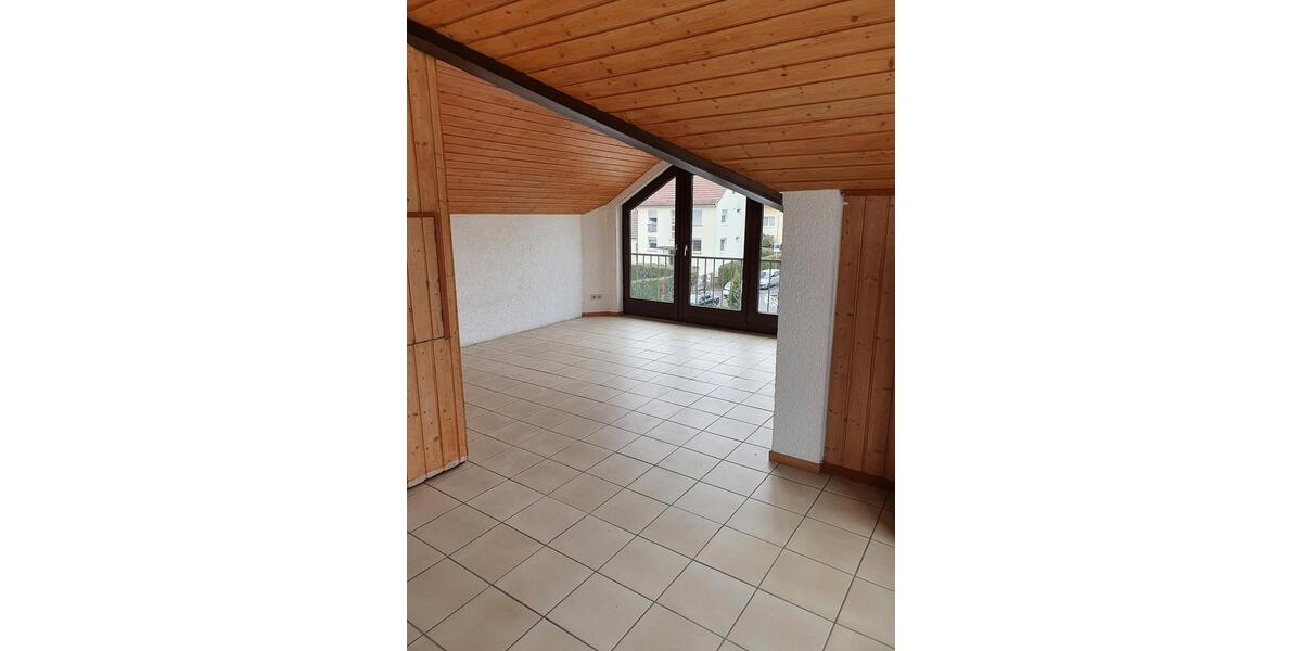 Dachgeschoßwohnung Kelkheim (Taunus) - 2 Zimmer, 67 m&sup2;, 905&euro; | Angebot:24372294