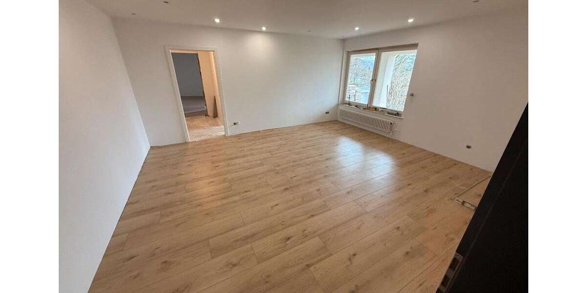 Erdgeschoßwohnung Reutlingen Sondelfingen - 4 Zimmer, 113 m&sup2;, 1.790&euro; | Angebot:25334976