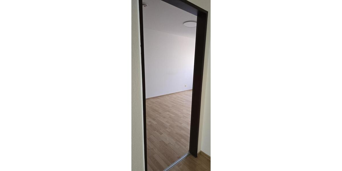 Etagenwohnung Duisburg - 2 Zimmer, 62 m&sup2;, 454&euro; | Angebot:26633944