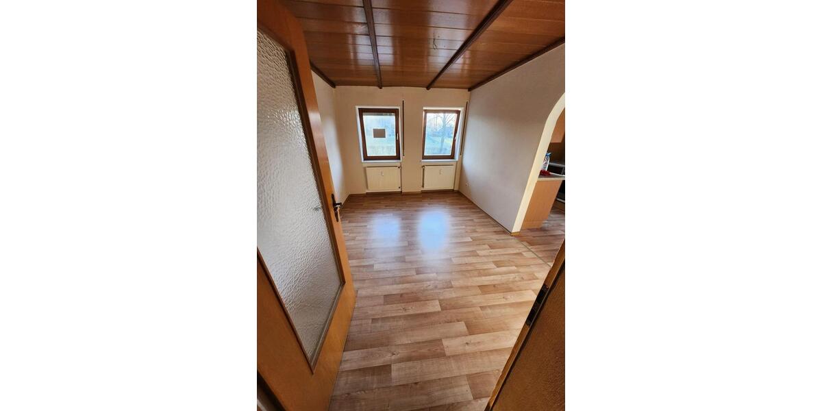 Erdgeschoßwohnung Schöllnach - 2 Zimmer, 40 m&sup2;, 420&euro; | Angebot:25408053