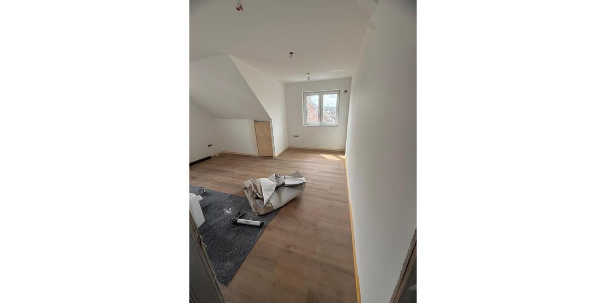 Dachgeschoßwohnung Bocholt Feldmark - 3.5 Zimmer, 85 m&sup2;, 1.150&euro; | Angebot:26703569