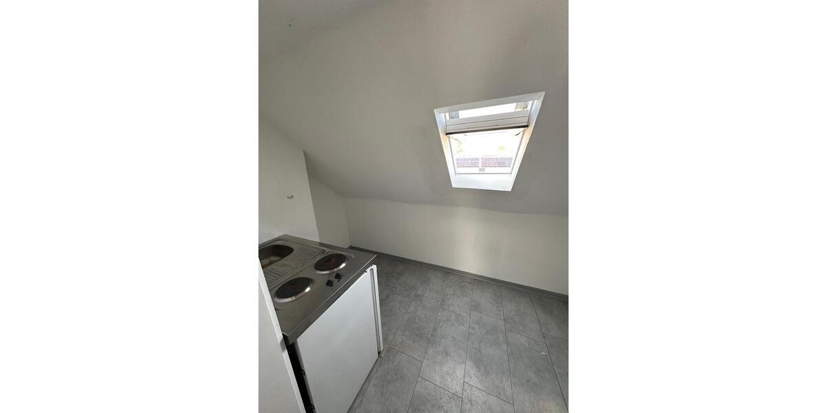 Dachgeschoßwohnung Stolzenau - 2 Zimmer, 35 m&sup2;, 390&euro; | Angebot:25853407