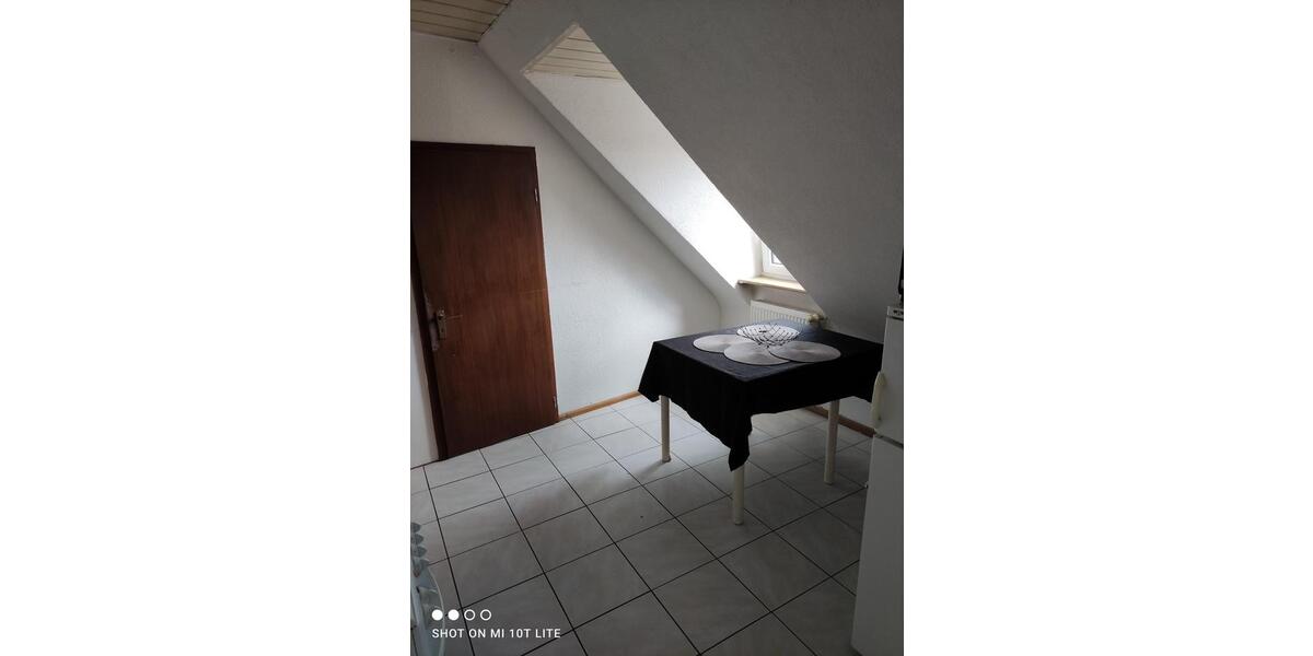 Dachgeschoßwohnung Wiesloch - 2.5 Zimmer, 59 m&sup2;, 800&euro; | Angebot:25993864