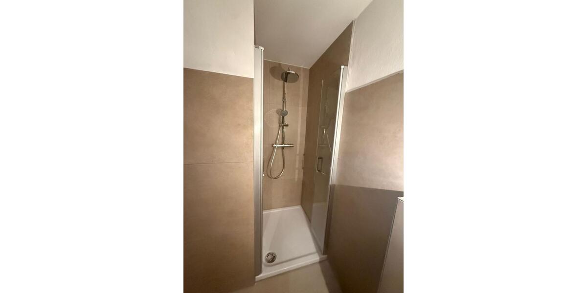 Dachgeschoßwohnung Niederaichbach - 4 Zimmer, 120 m&sup2;, 1.100&euro; | Angebot:25790907