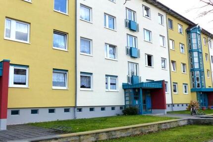 Attraktive 3-Raumwohnung mit Balkon in gefragter Lage zimmer
