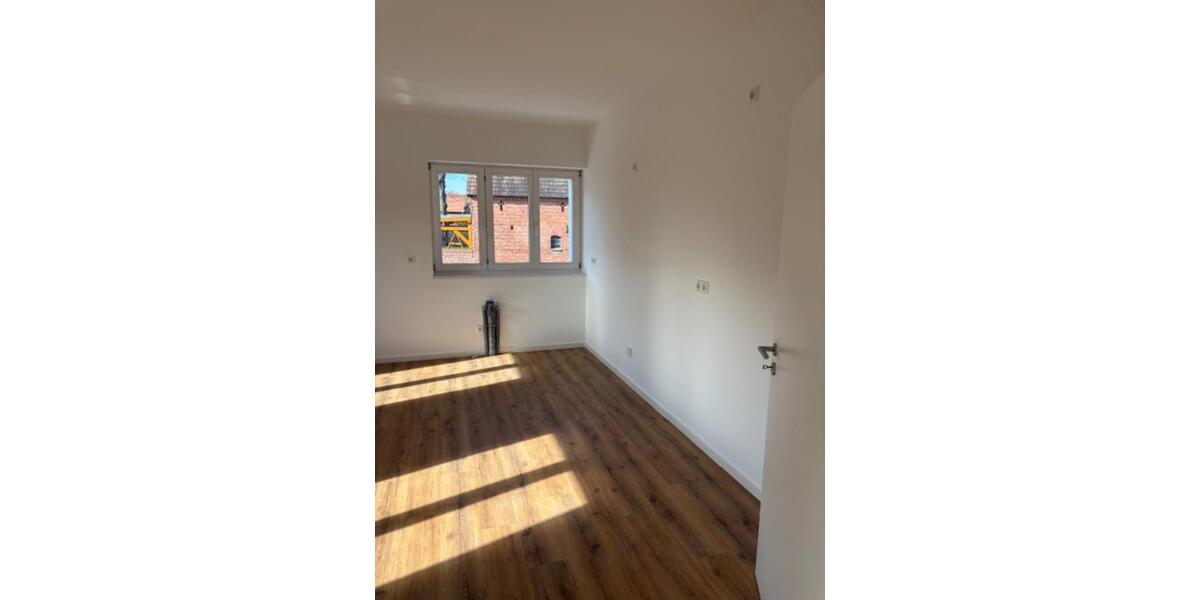 Erdgeschoßwohnung Bad Saarow - 4 Zimmer, 143 m&sup2;, 1.612&euro; | Angebot:25881455