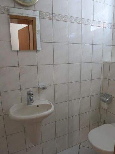 GROSSZÜGIGE Terrassenwohnung IN RUHIGER LAGE VON HILDEN