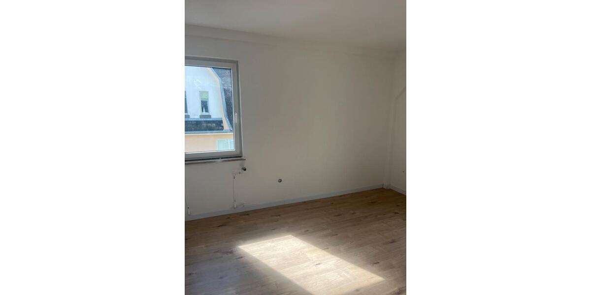 Erdgeschoßwohnung Selb - 3 Zimmer, 70 m&sup2;, 560&euro; | Angebot:24854222