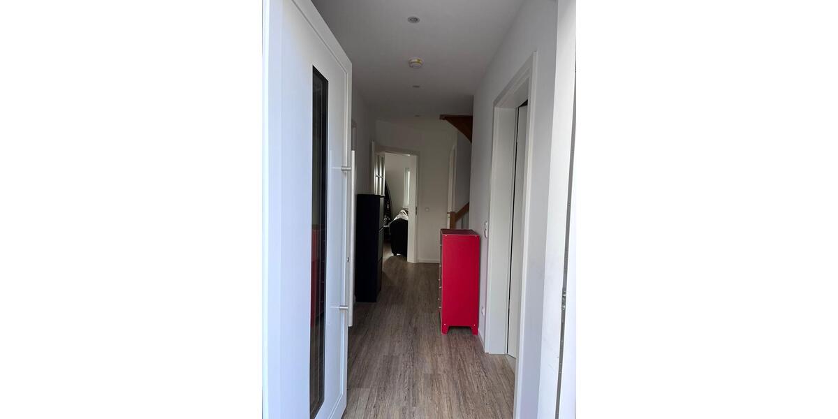 Doppelhaushälfte Hoisdorf - 4 Zimmer, 126 m&sup2;, 2.250&euro; | Angebot:26600862