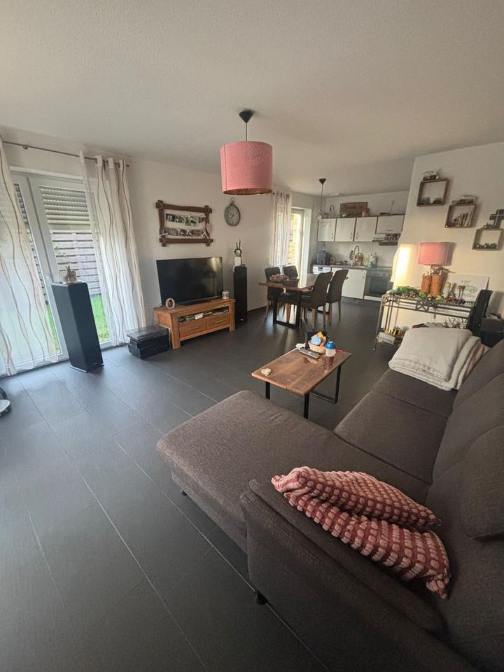 Schöne Doppelhaushälfte in Altenoythe