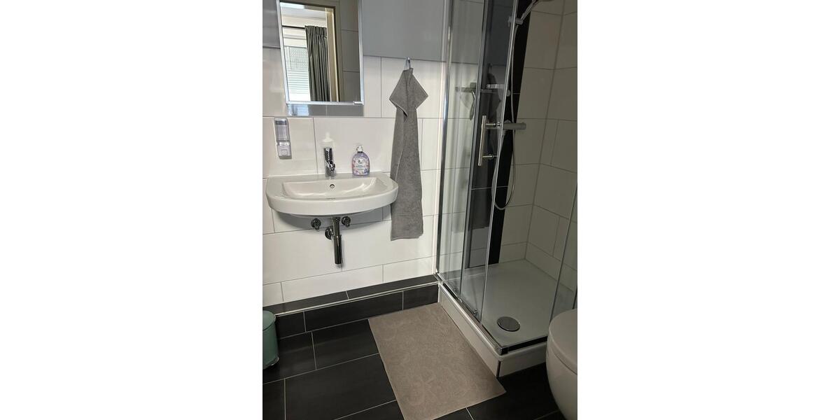 Erdgeschoßwohnung Schortens - 3 Zimmer, 95 m&sup2;, 1.500&euro; | Angebot:26047003