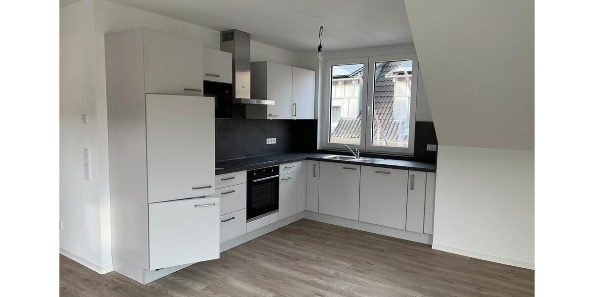 Dachgeschoßwohnung Schöntal - 2 Zimmer, 61 m&sup2;, 760&euro; | Angebot:26421384