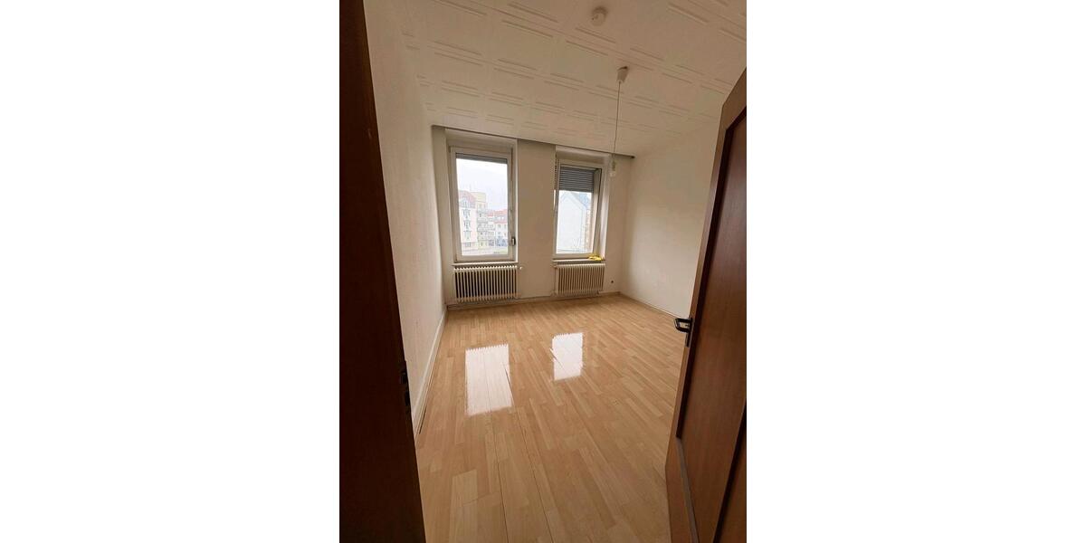 Etagenwohnung Osnabrück - 4 Zimmer, 93 m&sup2;, 350&euro; | Angebot:25892747